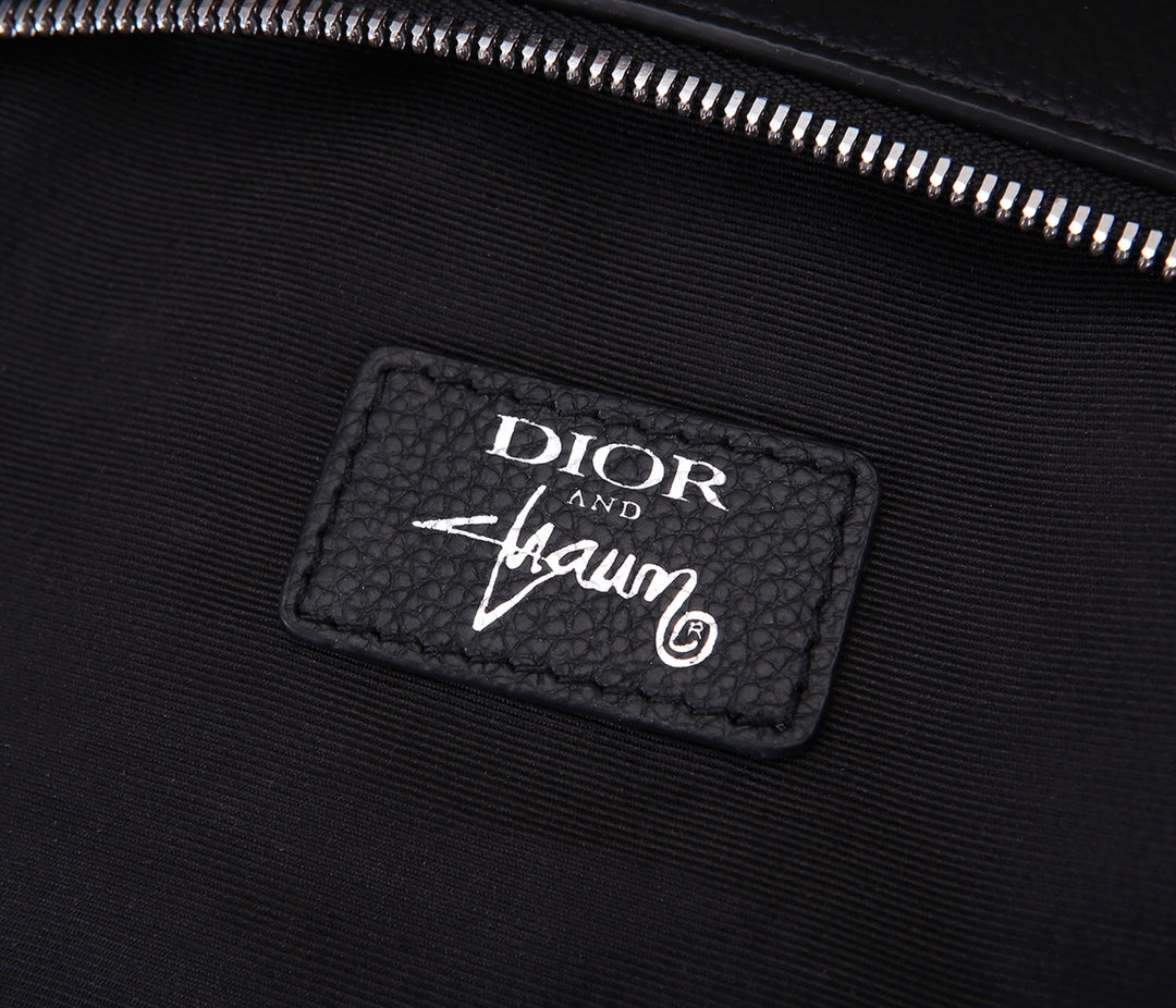 Saddle Crossbody Bag