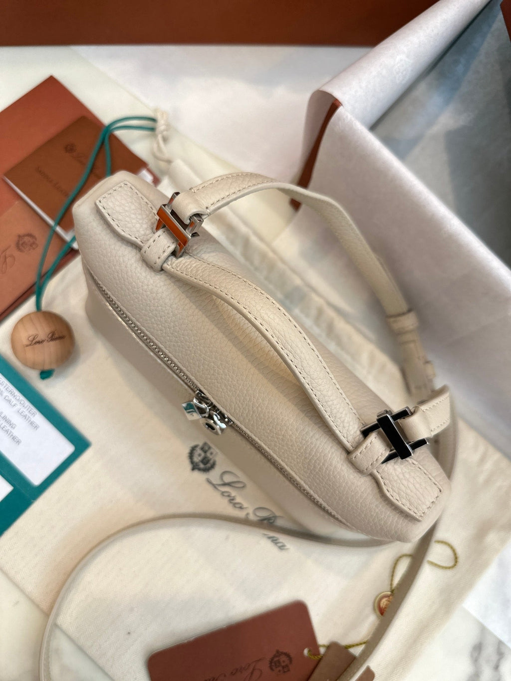 Saddle 19 Loro Leather Bag